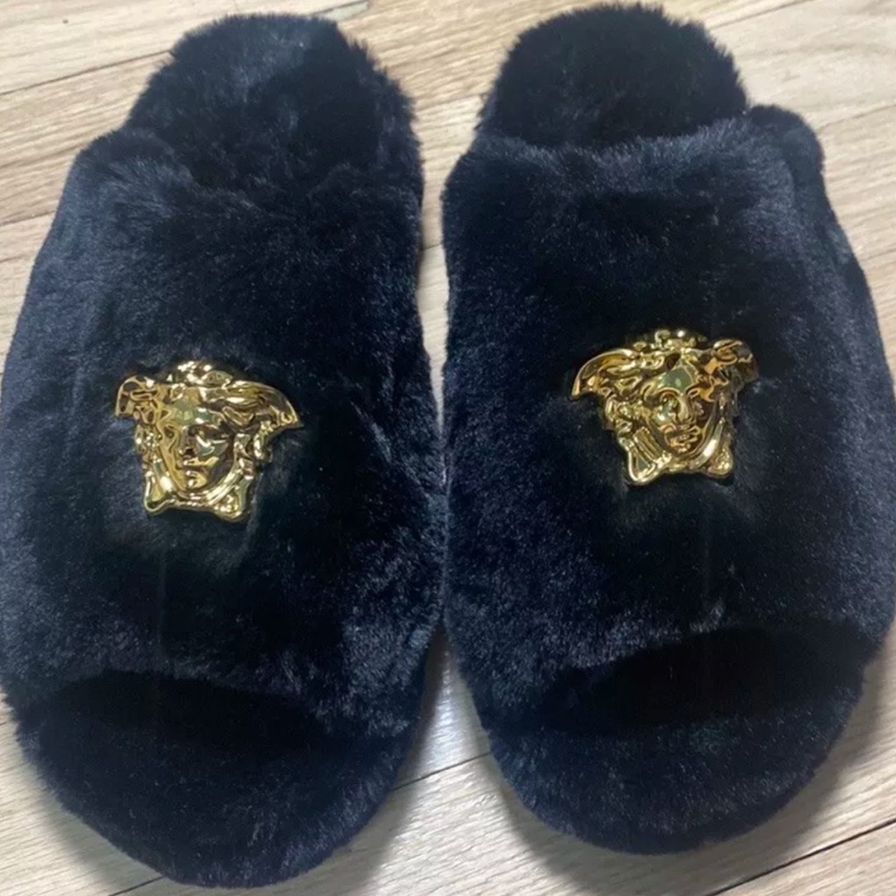 Versace Medusa Slippers Faux Fur Fuzzy. Never Worn
